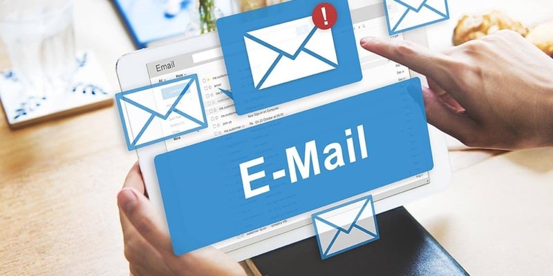 Sử dụng email cũng được nhiều người lựa chọn khi cần liên lạc với Vuabet Sử dụng email cũng được nhiều người lựa chọn khi cần liên lạc với Vuabet